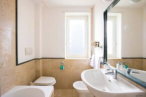 COUNTRY LIFE RELAIS