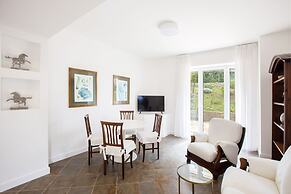 COUNTRY LIFE RELAIS