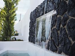 Anthemis Suites