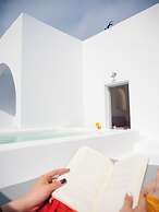 Anthemis Suites