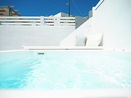 Anthemis Suites