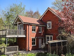 Ceris Lodge