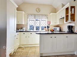 Frome Lodge House