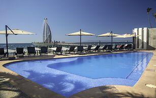 Vista Pier - Adults Only