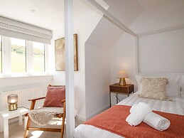 Waterston Cottage
