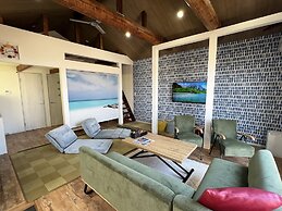 Rush Awaji Guppy - Seaside Holiday Home