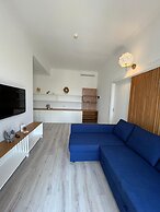 Small Beach Hotel