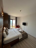 Small Beach Hotel