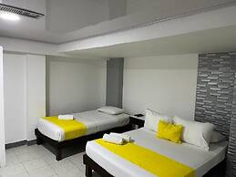 Hotel Toledo FL