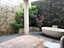 Widi Agung Villa
