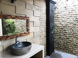 Widi Agung Villa