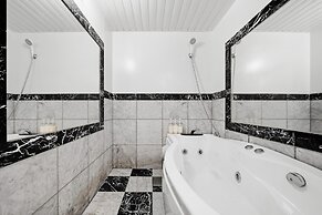 LUXURY