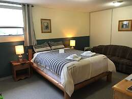 Stewart Mountain Lodge