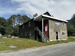 Stewart Mountain Lodge