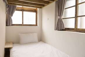 TUNGWEI38 HOSTEL