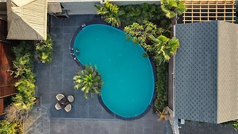 Casawood Resort