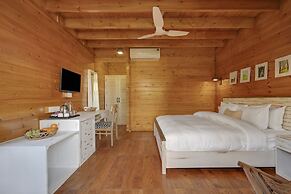 Casawood Resort