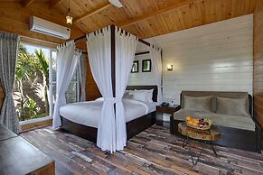 Casawood Resort