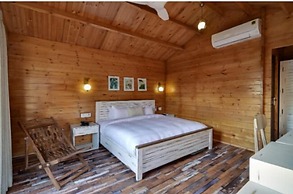 Casawood Resort