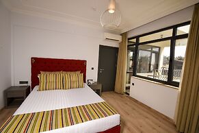 Superb Flat with Calm Balcony - REYHAN