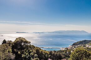 Rodon Luxury Villas Eos