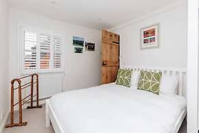 The Poppies - From 150 Per Night