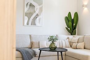 The Olive Poolhouse