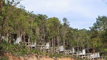 Island Center Point