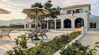 Costa Ionica Mytikas Seaside Hotel