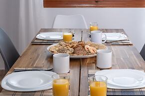 Galani Vacation House