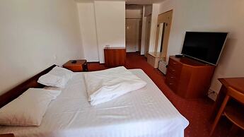 Hotel Iadolina