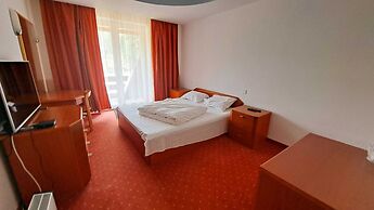 Hotel Iadolina