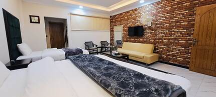 Grand Taj Hotel