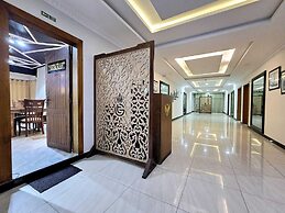 Grand Taj Hotel