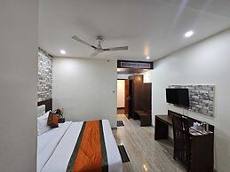 Hotel Midcity