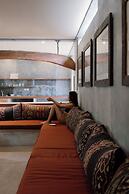 Mangroove Bay Boutique Hostel