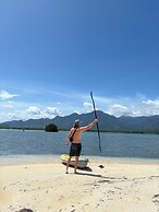 Mangroove Bay Boutique Hostel