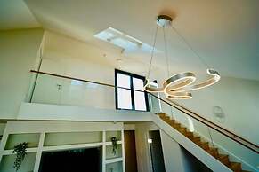 DM & S Apartment