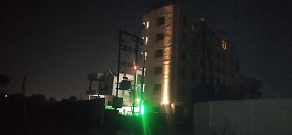 Hotel Sumanchandra Suites