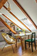 Cool Attic apt w Gallery, in the Heart of Split