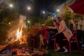 La Banksia Hotel