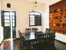 La Banksia Hotel
