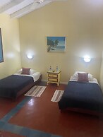HOTEL IGUANA