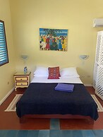 HOTEL IGUANA