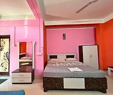 Sawkmie Hotel