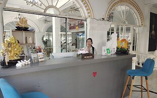 Le Hotel Hotel