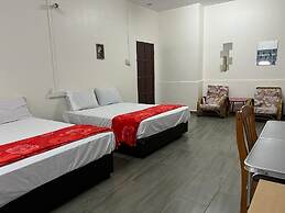 OYO 90786 Motel Merak