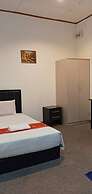 OYO 90785 Pandan Hotel