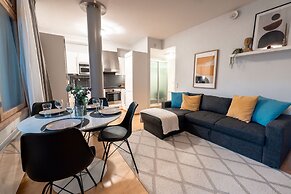 2ndhomes Stylish 1BR Apt w Sauna&Balcony