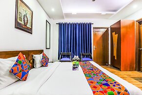 FabHotel The Maple Stays - DLF Galleria